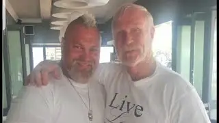Moordbeskuldigde se familie bied hulp aan met ondersoek.
