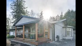 674 Hawthorne Rise Rancher with outdoor kitchen & workshop (.45 acres)