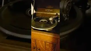 1920's gramophone! The newest addition to my antique collection! #antique V27