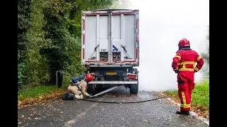 Trailer van bietenwagen vat vlam op N387 bij Froombosch