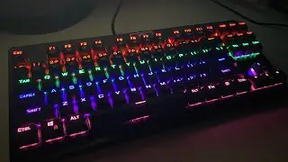 3799円のキーボード【黒軸　メカニカルキーボード e元素】