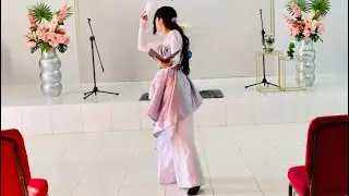 God is in this story | Katy Nichole | DANZA CRISTIANA