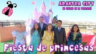 Fiesta de princesas en mi castillo + Coche rosa 🚗 Regalo sorpresa por mi cumple