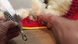 Crafts how to attach feathers to an Indian headdress