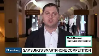 Samsung Revamps Flagship Phones to Take On Apple