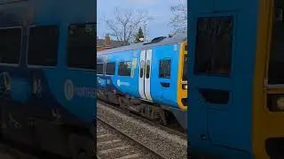 158.903 departing Thorne North, heading for Doncaster.