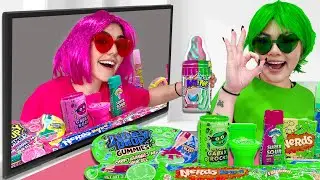 GREEN VS PINK FOOD CHALLENGE FOR 24 HOURS | EATING ONLY 1 COLOR FOOD AND SWEET BY CRAFTY HACKS PLUS