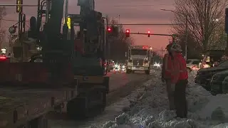 Water main break disrupts traffic in Moline