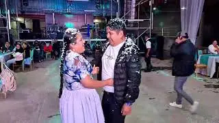 CUMPLEAÑOS DE NOELIA PUMA SORPRESA DE PARTE DE SU ESPOSO ELVIS CANDIA EN CAPINOTA