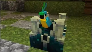 Minecraft parrot mimicking a warden