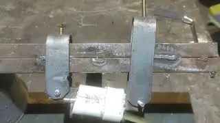 adjustable riser to determine bow limb angle and distance