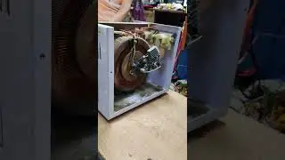 Электромеханический стабилизатор напряжения вид изнутри #работа