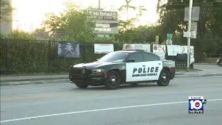 Parents react after student shot outside Miami Gardens high school