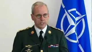 Press Conference Chairman of the NATO Military Committee (2/2)