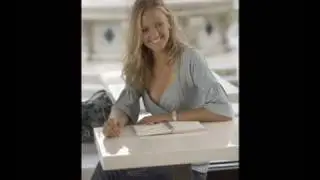 Agnes Szavay hot & beautiful