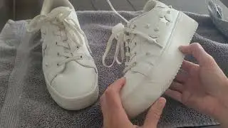 Sneaker Cleaning Wipes Review Found on Amazon | Easy On-the-Go Shoe Cleaner