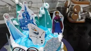 Pineapple flavour frozen theme cake design #design #cake #pineapple #frozen