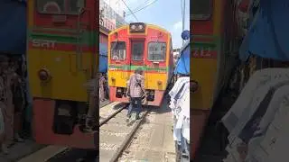 Mae Klong Train Market #travel #maeklongrailwaymarket #amphawa #thailand #bangkok