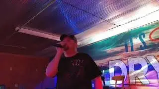 Eric Ryan - Home Sweet Home ( Live @ Dry Dock Bar in Grenada )