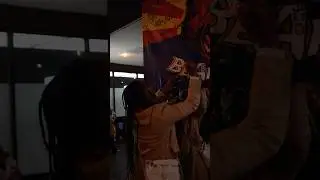 MizzKo signs the BeArizona krump flag!! #bearizonakrump #krump #mizzko #tighteyex
