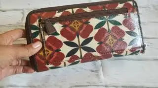 @AsriAccessories Fossil Keyper Zip Around Wallet Cherry