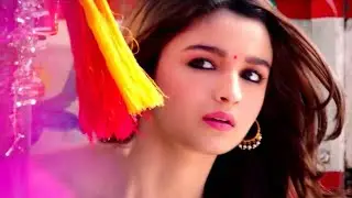 Top 10 Most Beautiful Indian Women  2021