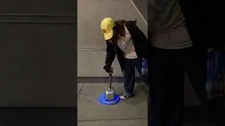 Are my kids strong enough to lift Thor's hammer at Disneyland????