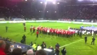 Fanfare Harmonie Akkrum speelt Limburgs en Fries Volkslied