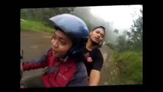 mengelilingi kaki gunung lawu karanganyar central java