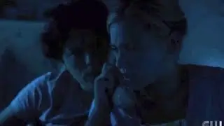 Betty and Jughead get a call in the middle of the night | Riverdale 5x02