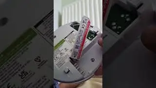 Installing a SMART smoke alarm!! #aico