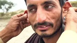 Close Razor Mustache Shave by Village Barber | So Satisfying