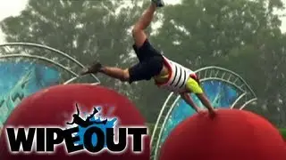 Jeff Brazier Takes On The Course Record | Wipeout HD
