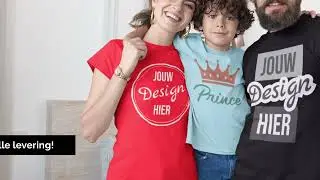 T-shirt bedrukken  - Jonge familie die douane bedrukte T-shirt dragen
