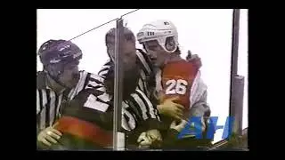 NHL Mar. 10, 1994 Rob Zettler,PHI v Scott Levins,OTT Philadelphia Flyers Ottawa Senators