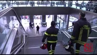 Napoli - Cumana, treno in fiamme. Panico tra passeggeri -live- (07.02.14)