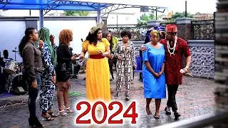 He Abandoned All D Maidens Pressnted To Him & Chose D Local Palace Maid To Be His Bride-2024