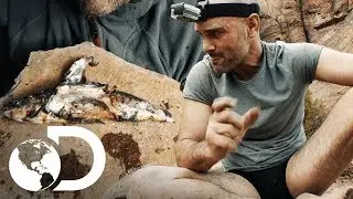 Pescando en el desierto de Bolivia | Ed Stafford al extremo | Discovery Latinoam&eacute;rica