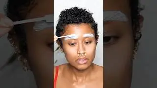 Platinum Blonde Bleached Eyebrows Tutorial! (Easy + No Damage)