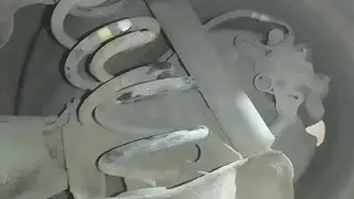 Replacing the rear coil springs on this Peugeot 308 (this is not a how to video)