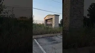 #tgif closed location for lease in #kendall county IL #restaurant #walmart