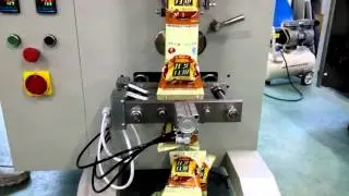 LD-320B semi-automatic packaging machine for banana chips