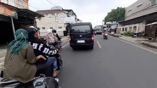 ⭕NGABUBURIT DI JALAN RAMBAY SUKAMANTRI ALUN ALUN CISAAT SUKABUMI YANG LAGI RAME DENGAN PEDAGANG