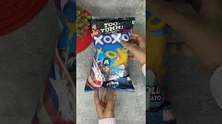 Crunchy and airy! Trying the new @TooYumm XOXO Tomato Chips! #chips #xoxo #snacks
