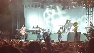N.E.R.D-Maybe @The Roots Picnic 2017