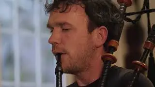 Kenneth MacKenzie performs with Tracey MacNeil