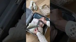 Мини-багаж🥹 Купите эту дорожную сумку на моем сайте и нажмите на любую фотографию, чтобы увидеть ...