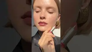 Let&rsquo;s try fall lip combo by Estee Lauder 🤎