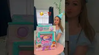 [ASMR] UNBOXING A GIANT *BIRTHDAY CAKE* COOKEEZ MAKERY OVEN!!🥳🎂🎁⁉️ (ULTRA RARE FIND!!🫢✨) #Shorts