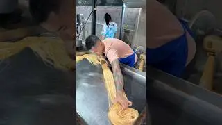 Traditional Dragon&rsquo;s Beard Candy &mdash; Made by Hand in Thailand ❤️🍬🇹🇭